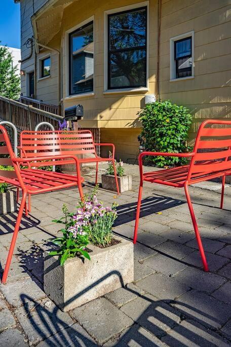 Charming 1Bd Suite In Capitol Hill - Foxglove Inn Seattle Bagian luar foto